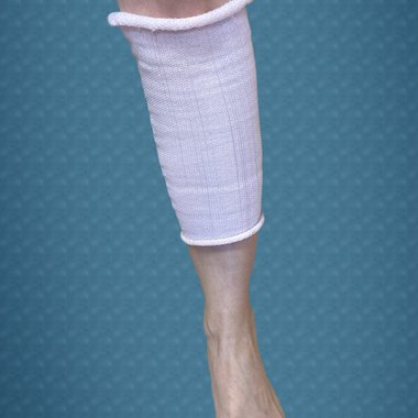 Maßgetreuer Wadenstrumpf ohne Fußteil aus Formgedächtnisgarn (ITM, TU Dresden)