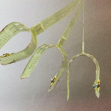 Integraler adaptiver FKV mit strukturintegrierten FGL und Festkörpergelenk (grafisch dargestellt in drei Stellpositionen) als Fuktionsdemonstrator