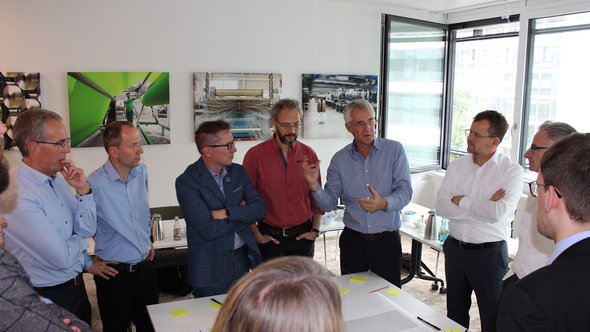 Das Wissen vieler Experten aus der Textilbranche ist in die Studie eingeflossen.